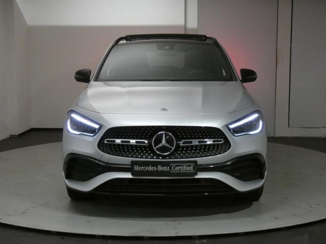 Mercedes Benz Gla image 9