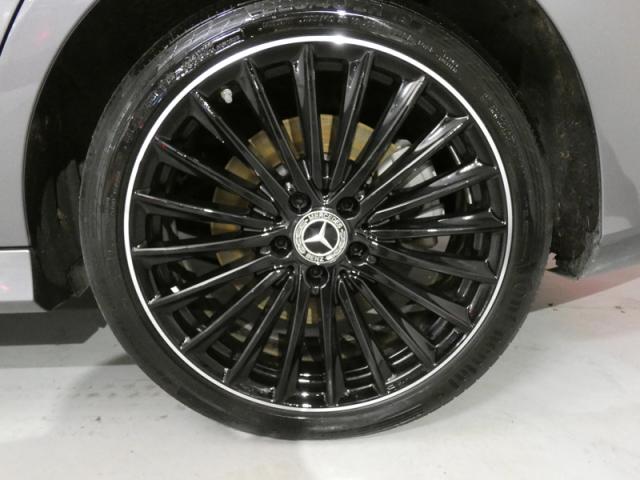 Mercedes Benz Cla image 2