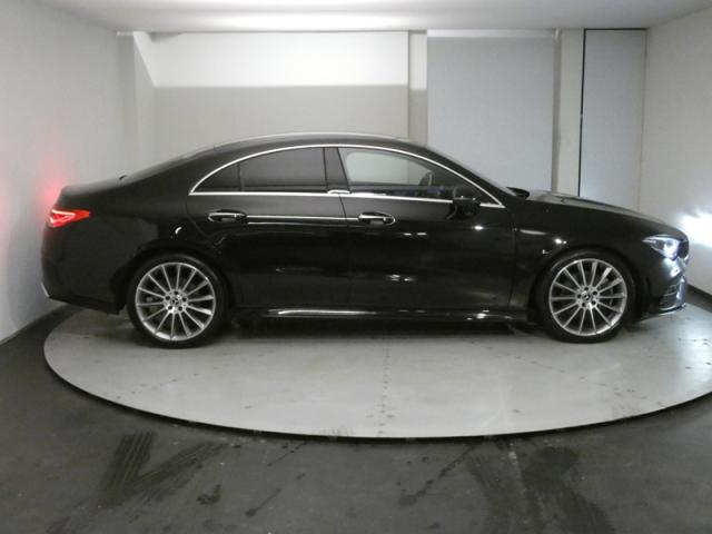 Mercedes Benz Cla image 9