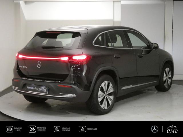 Mercedes Benz Eqa image 8