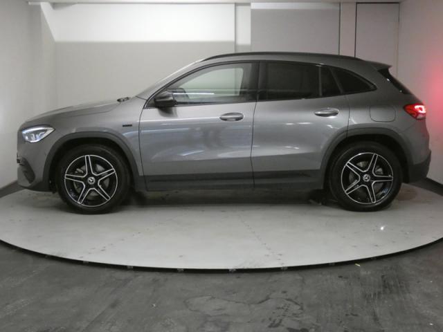 Mercedes Benz Gla image 6