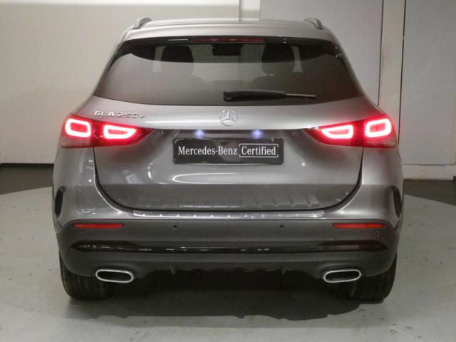 Mercedes Benz Gla image 5