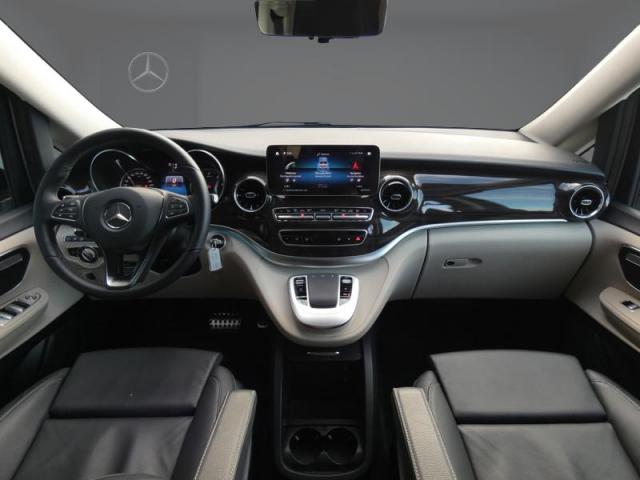 Mercedes Benz Marco Polo image 2