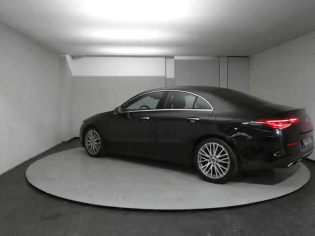 Mercedes Benz Cla image 2