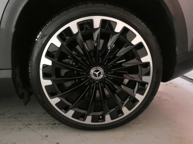 Mercedes Benz Eqe image 9