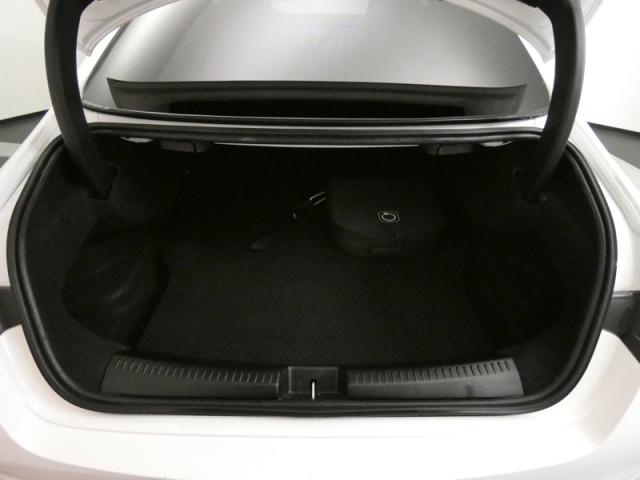 Mercedes Benz Cla image 5