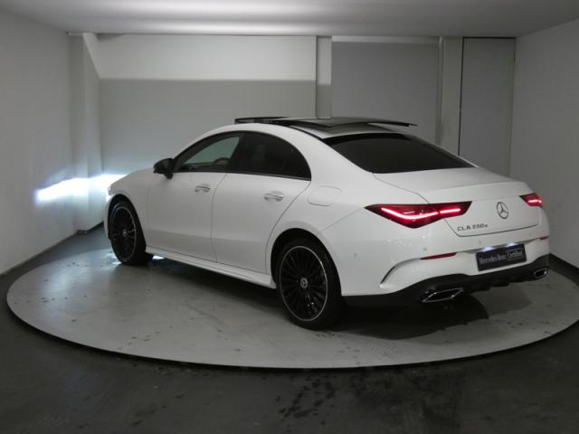 Mercedes Benz Cla image 3