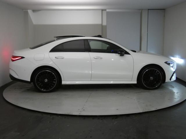 Mercedes Benz Cla image 4