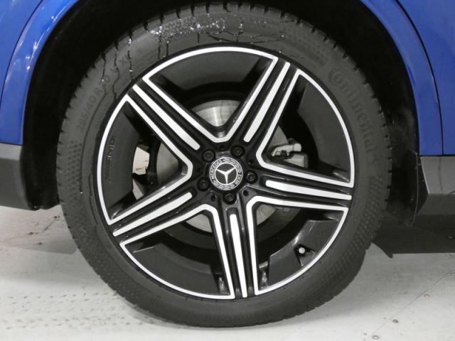 Mercedes Benz Glc image 6