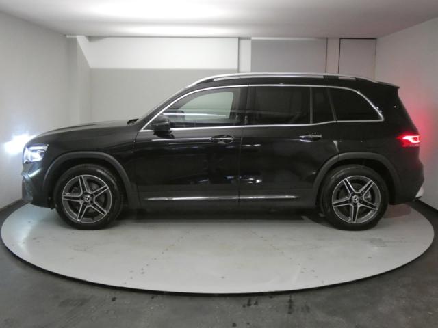 Mercedes Benz Glb image 4