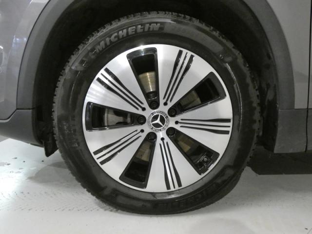 Mercedes Benz Eqa image 4