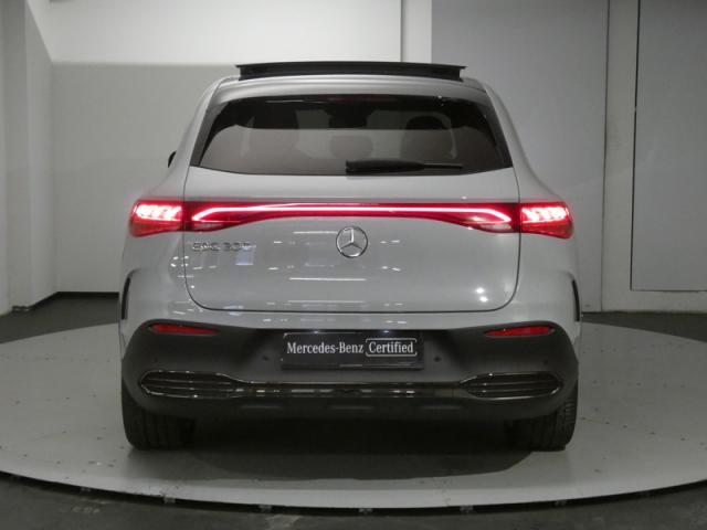 Mercedes Benz Eqe image 8