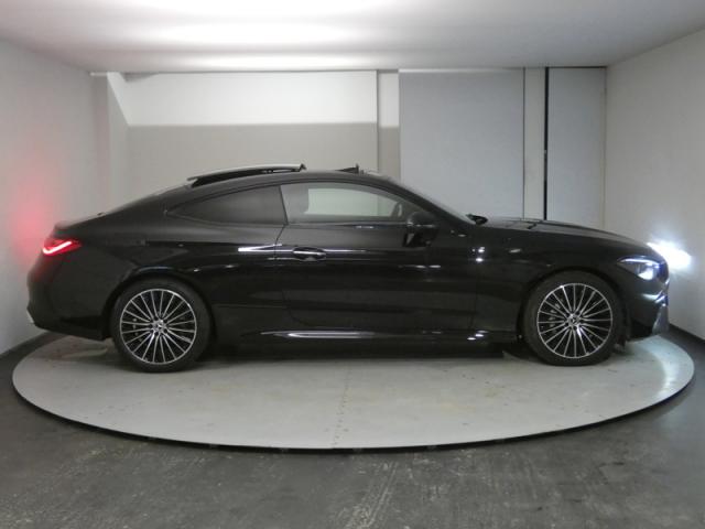 Mercedes Benz Cle image 8