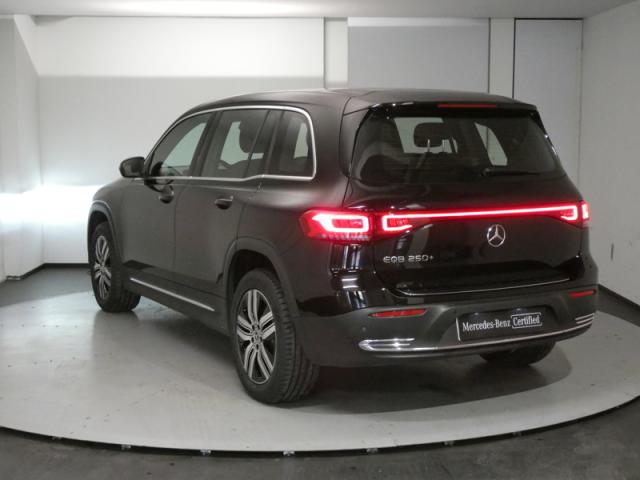 Mercedes Benz Eqb image 4