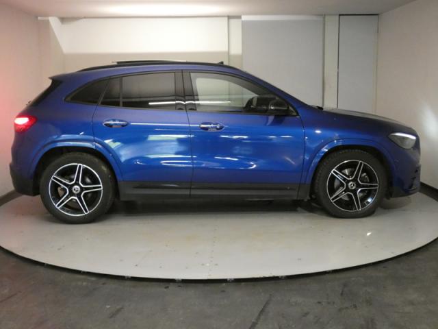 Mercedes Benz Gla image 4