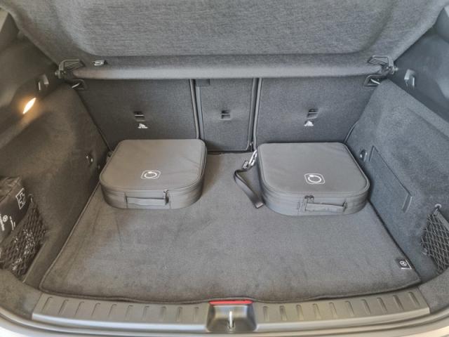 Mercedes Benz Gla image 4