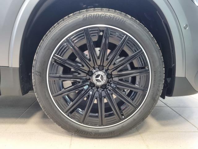 Mercedes Benz Gla image 8