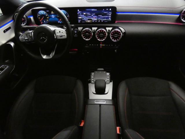 Mercedes Benz Cla image 8