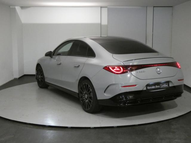 Mercedes Benz Cla image 8