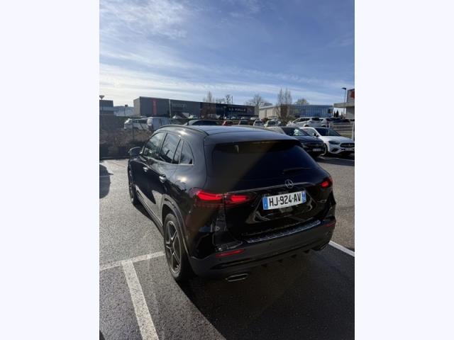 Mercedes Benz Gla image 2