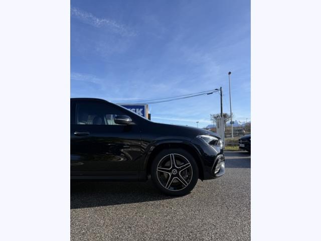 Mercedes Benz Gla image 7