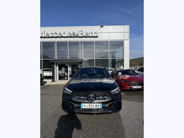 Mercedes Benz Gla image 8
