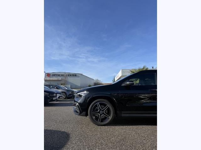 Mercedes Benz Gla image 6