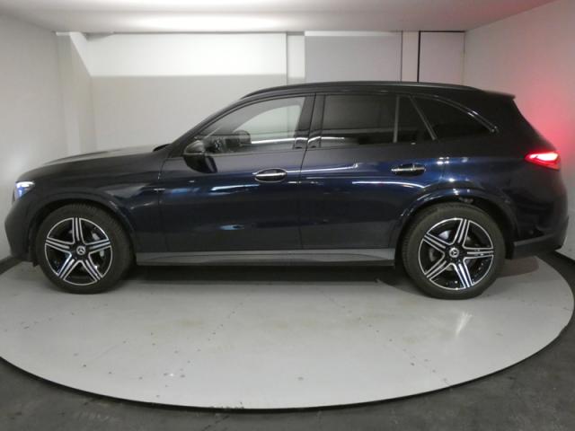 Mercedes Benz Glc image 4
