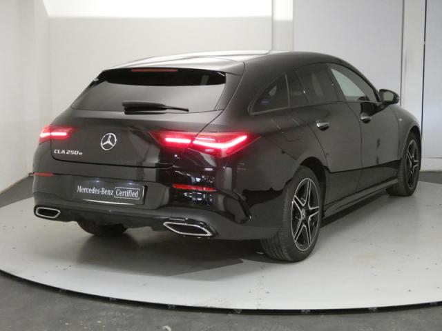Mercedes Benz Cla Shooting Brake image 1