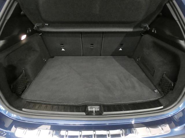 Mercedes Benz Gla image 8
