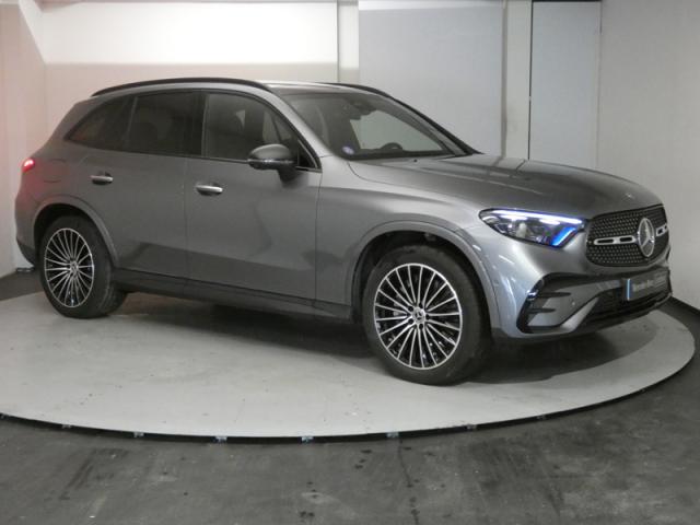 Mercedes Benz Glc image 2