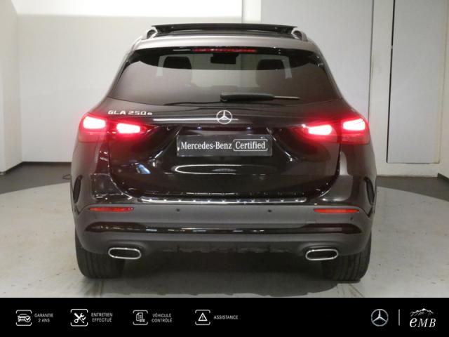 Mercedes Benz Gla image 9