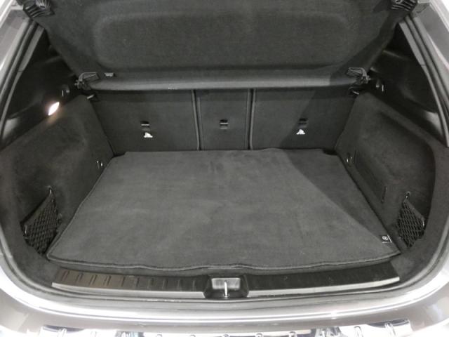 Mercedes Benz Gla image 7