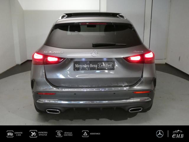 Mercedes Benz Gla image 9