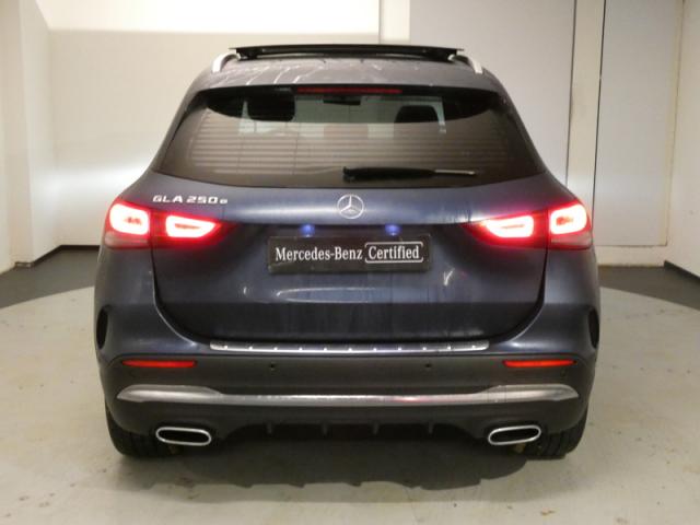 Mercedes Benz Gla image 3