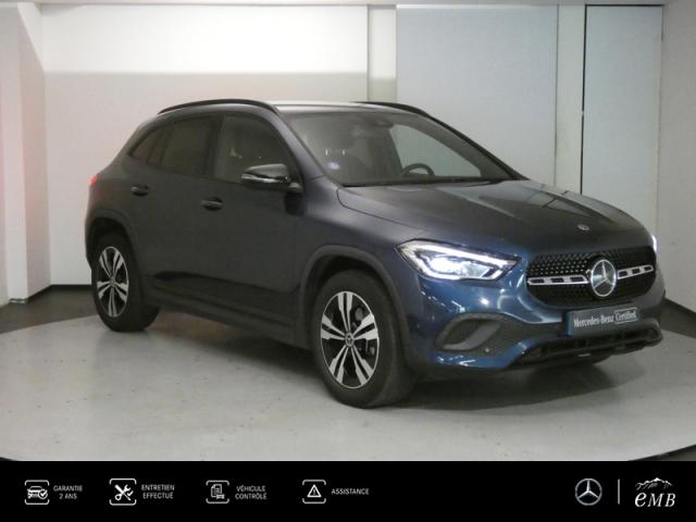 Mercedes Benz Gla image 9