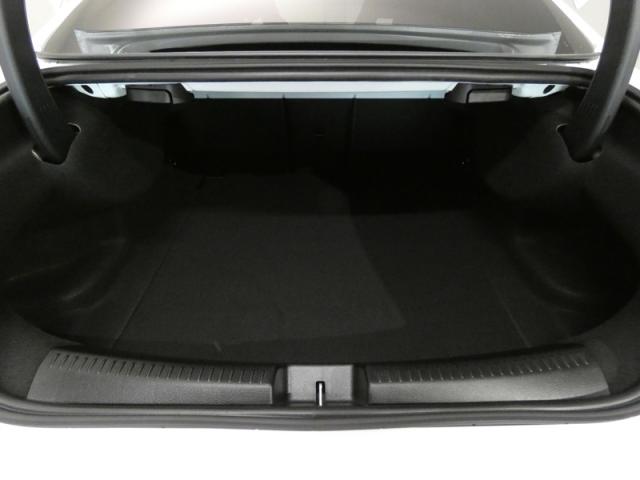 Mercedes Benz Cla image 2