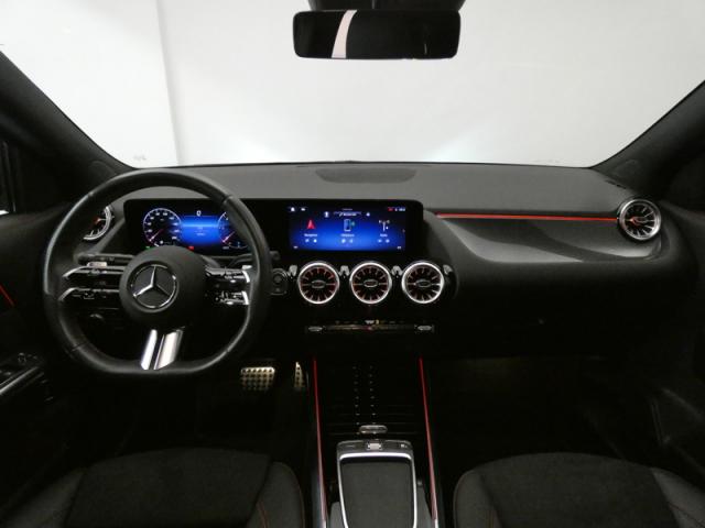 Mercedes Benz Gla image 3