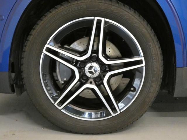 Mercedes Benz Gla image 9