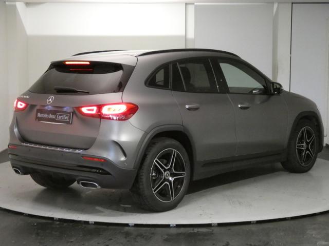 Mercedes Benz Gla image 9