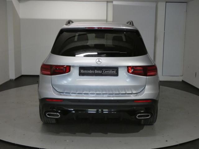 Mercedes Benz Glb image 6