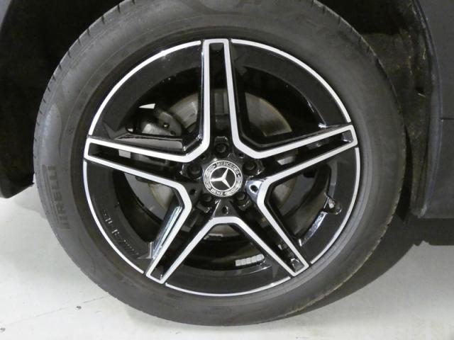 Mercedes Benz Glb image 4
