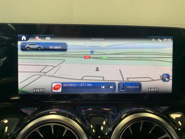 Mercedes Benz Gla image 3