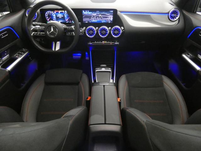 Mercedes Benz Gla image 8