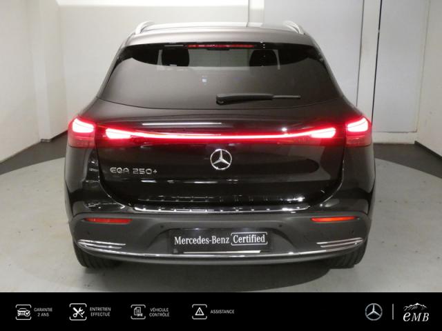 Mercedes Benz Eqa image 7
