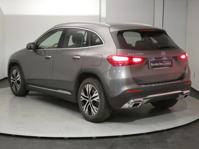 Mercedes Benz Gla image 6