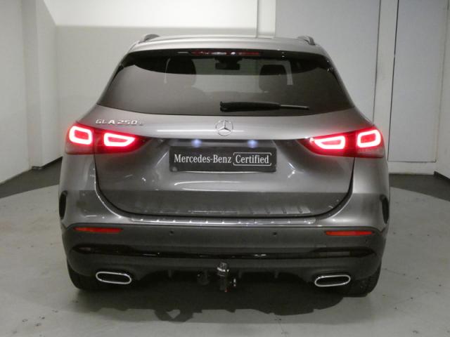 Mercedes Benz Gla image 5