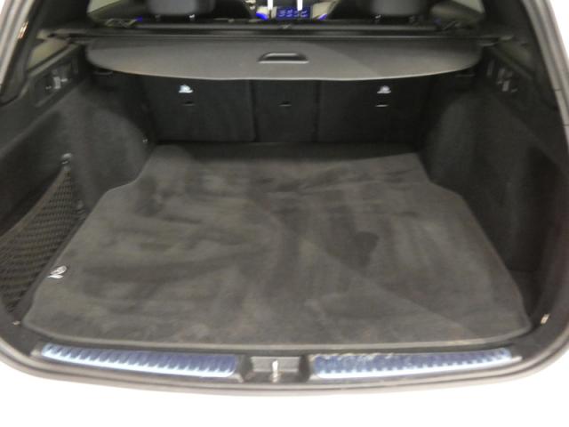 Mercedes Benz Gla image 1