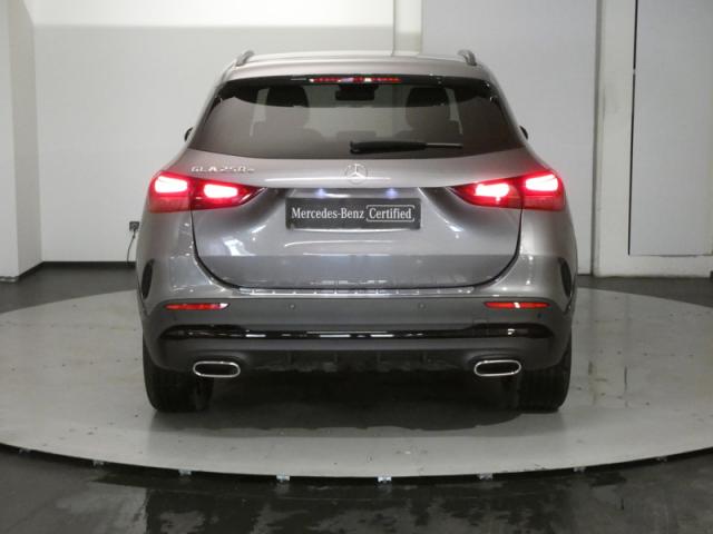 Mercedes Benz Gla image 4