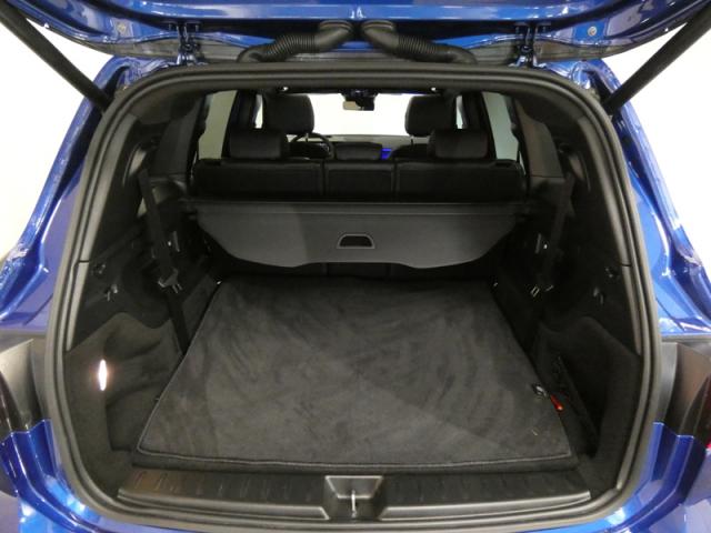 Mercedes Benz Glb image 4